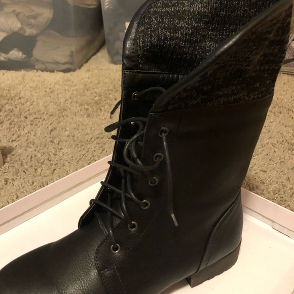 BLACK BOOTIES SIZE 9 WINTER/FALL BOOTS - Picture 7 of 8